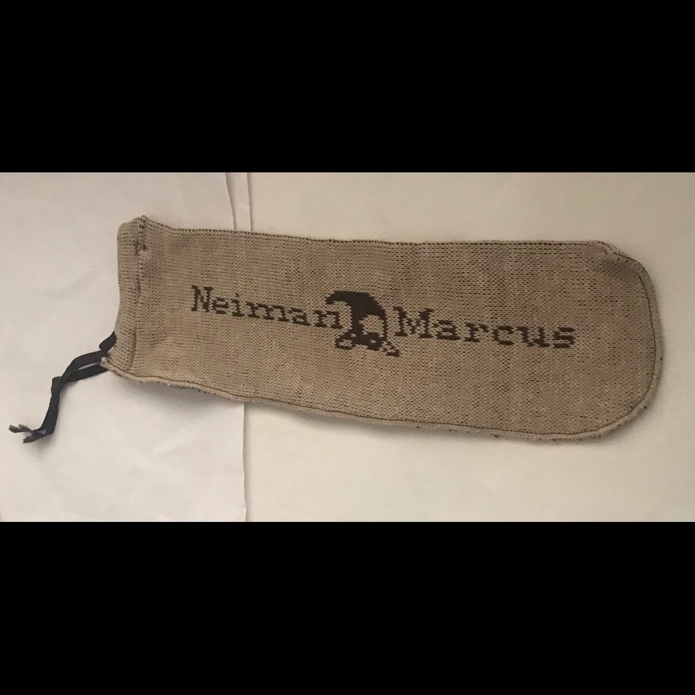 New Neiman Marcus Knit Shoe Bags Travel Beige Blue - Picture 4 of 16